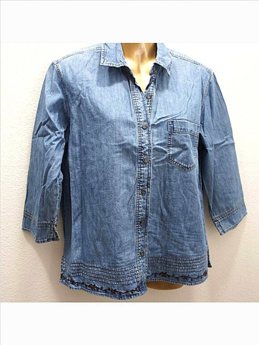 J Jill 3/4 Sleeve Embroidered Denim Button Up Shirt Vintage size S